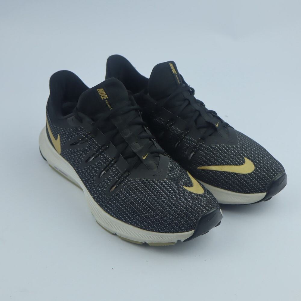 Nike Quest Black Metallic Gold Womens sz 8 Athletic Running Shoes AA7412-006